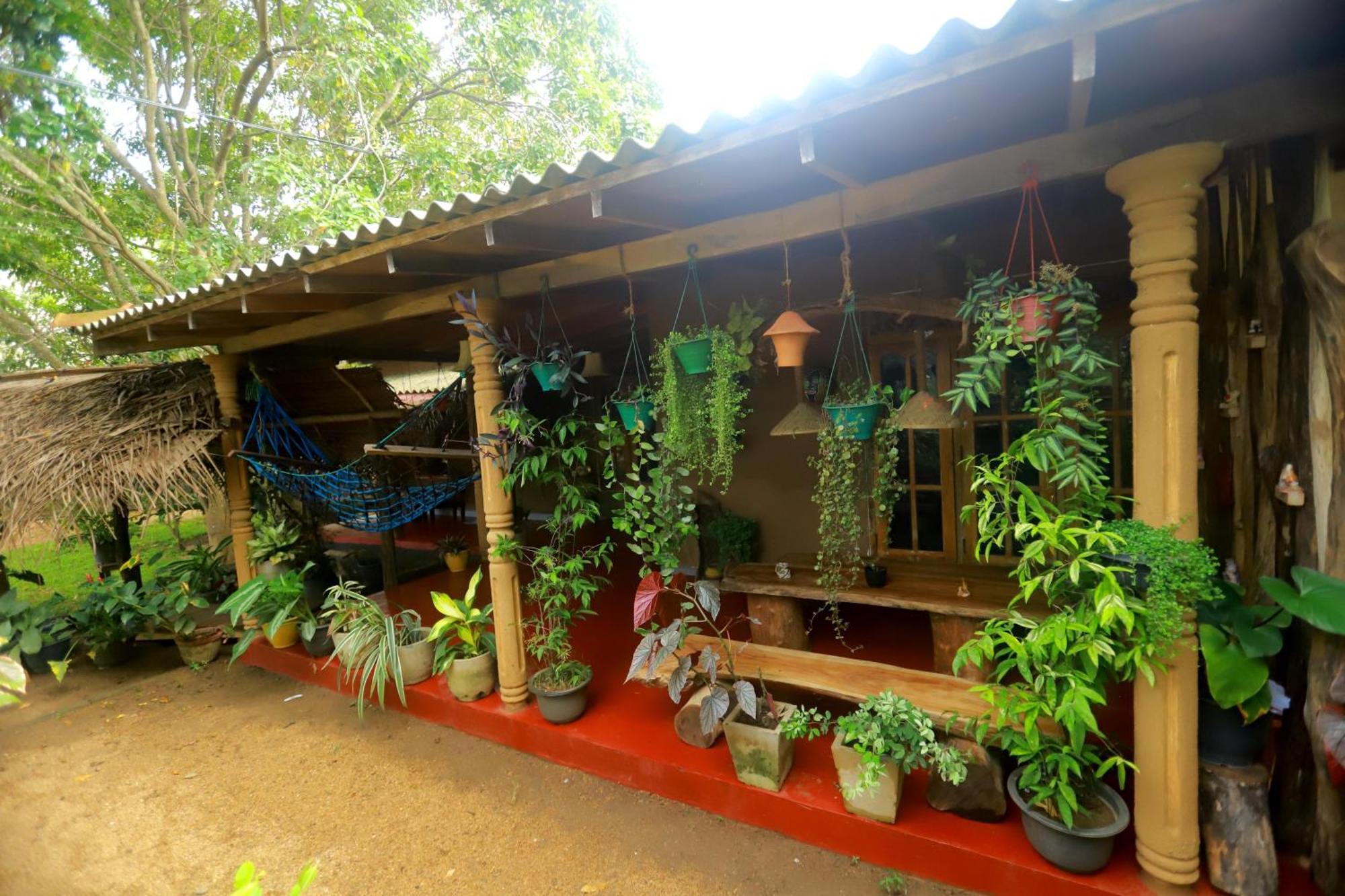 Dinna Nature Hostel Sigiriya Exteriér fotografie